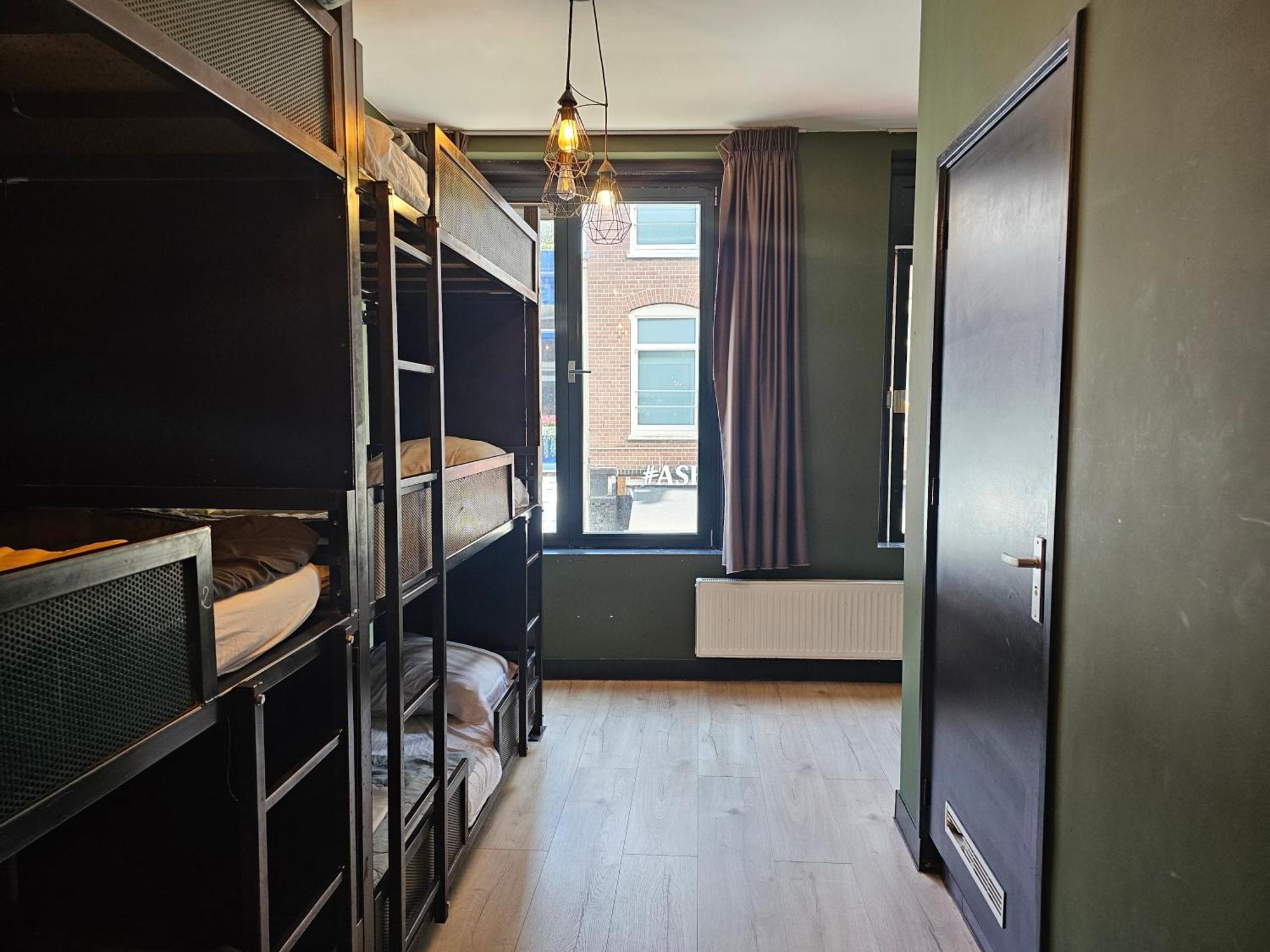 Amsterdam Hostel Orfeo Екстериор снимка